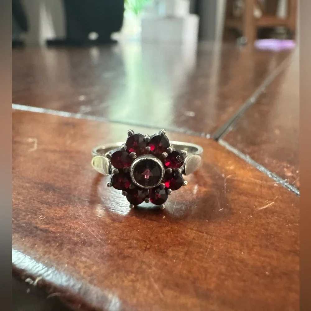 Vintage Bohemian Garnet 900 Silver Flower Cluster Ring Size 5